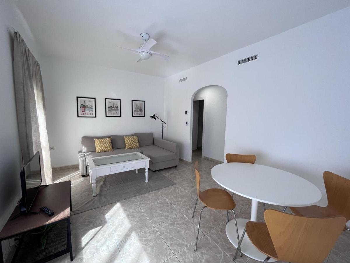 Seaty Center By Gms Apartamentos Fuengirola Exteriör bild